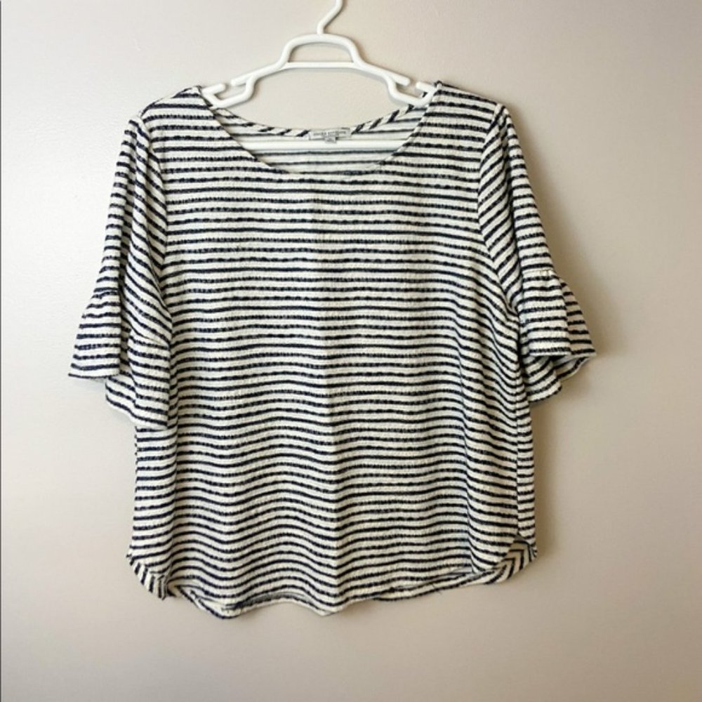 Green Envelope Flare Sleeve Top